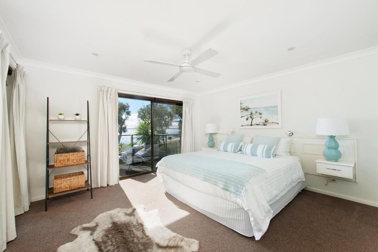 Dutchie'S Dream - Glorious Views And Opposite Dutchies Beach Nelson Bay Exteriör bild