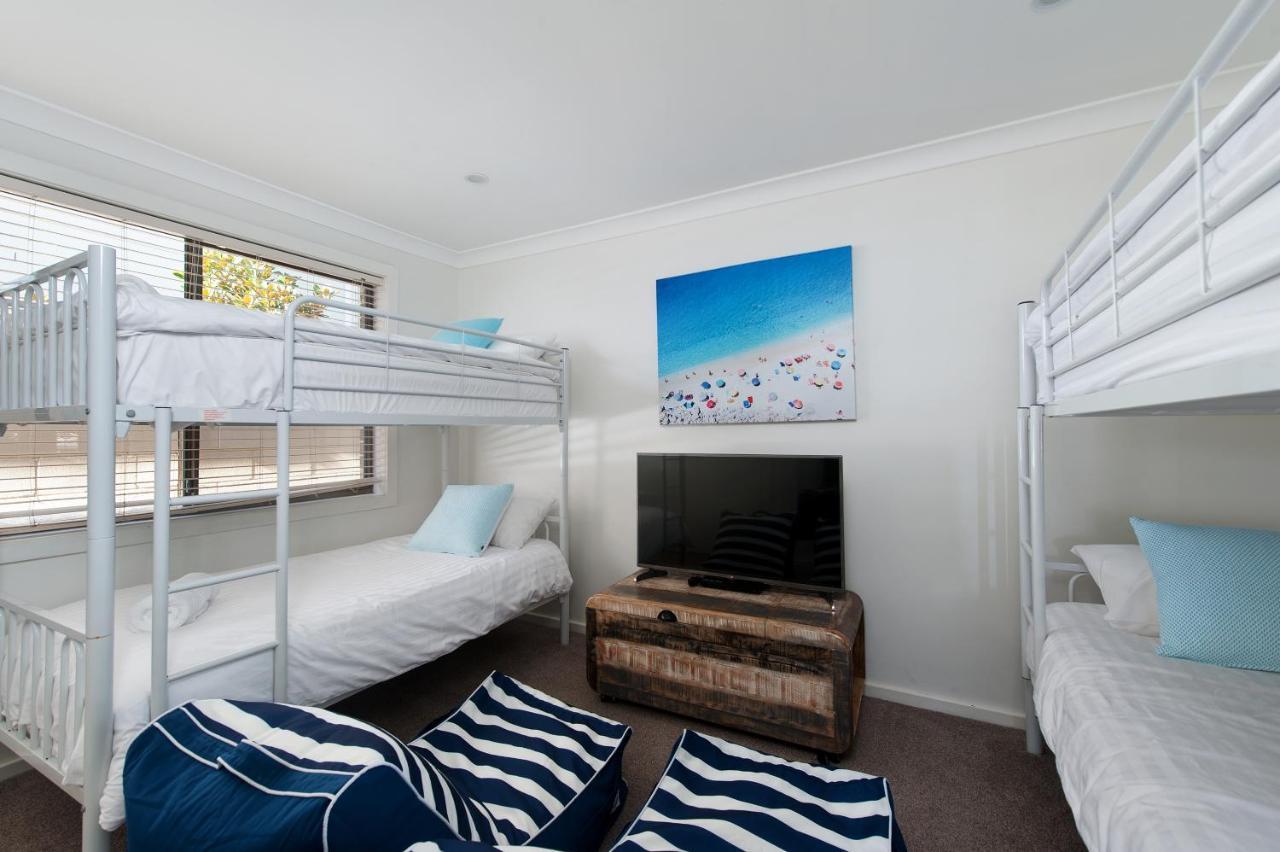 Dutchie'S Dream - Glorious Views And Opposite Dutchies Beach Nelson Bay Exteriör bild