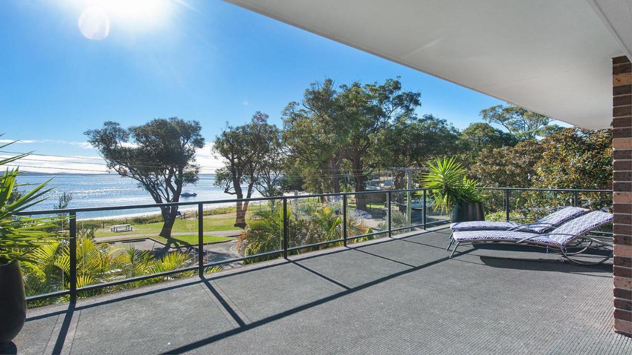 Dutchie'S Dream - Glorious Views And Opposite Dutchies Beach Nelson Bay Exteriör bild