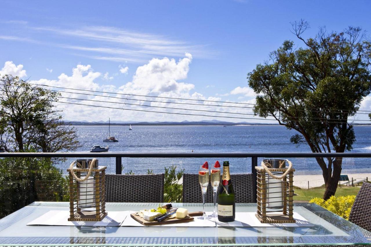Dutchie'S Dream - Glorious Views And Opposite Dutchies Beach Nelson Bay Exteriör bild